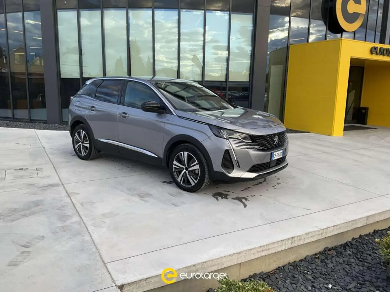 Photo 1 : Peugeot 3008 2023 Hybrid