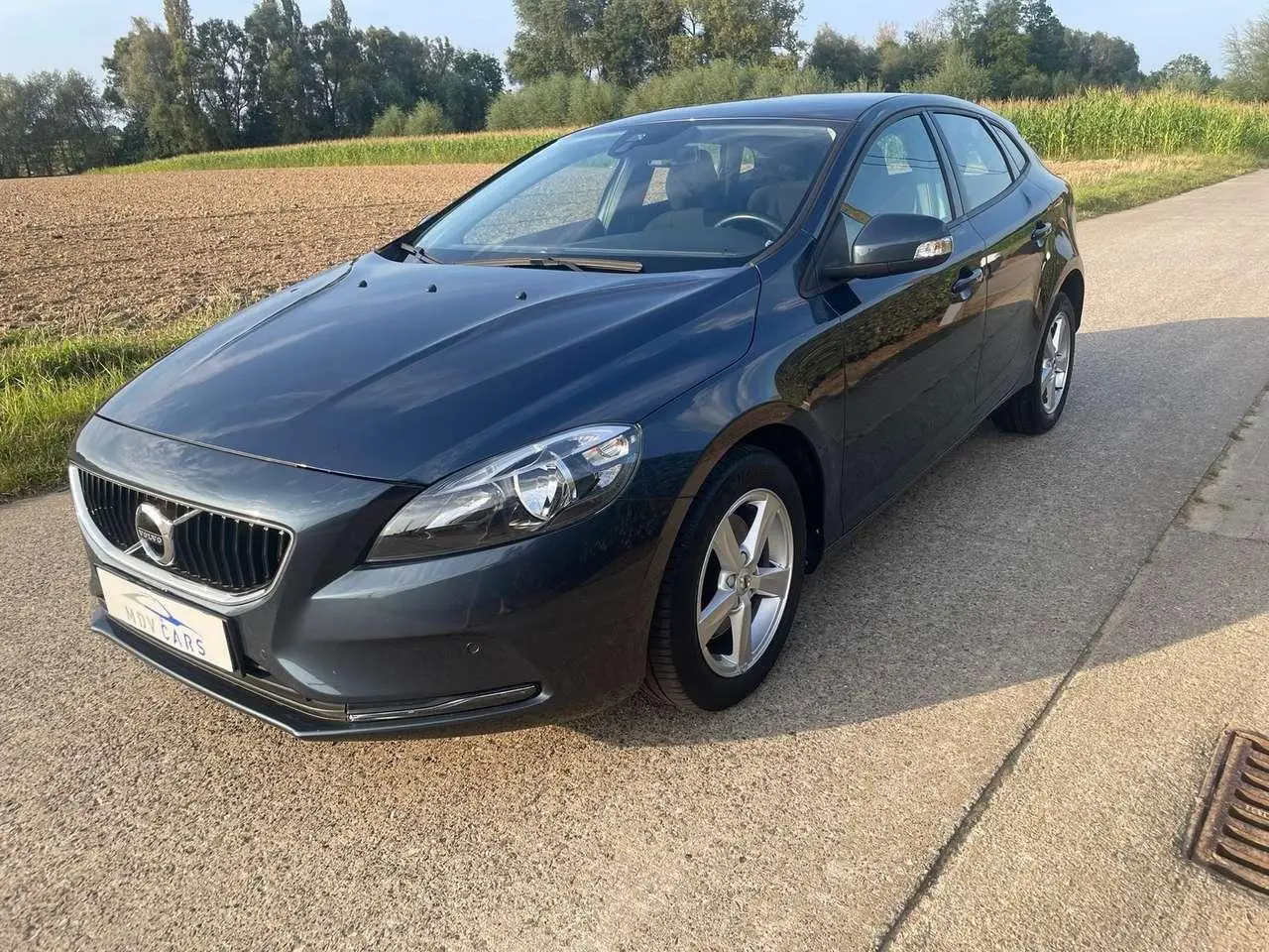 Photo 1 : Volvo V40 2018 Essence