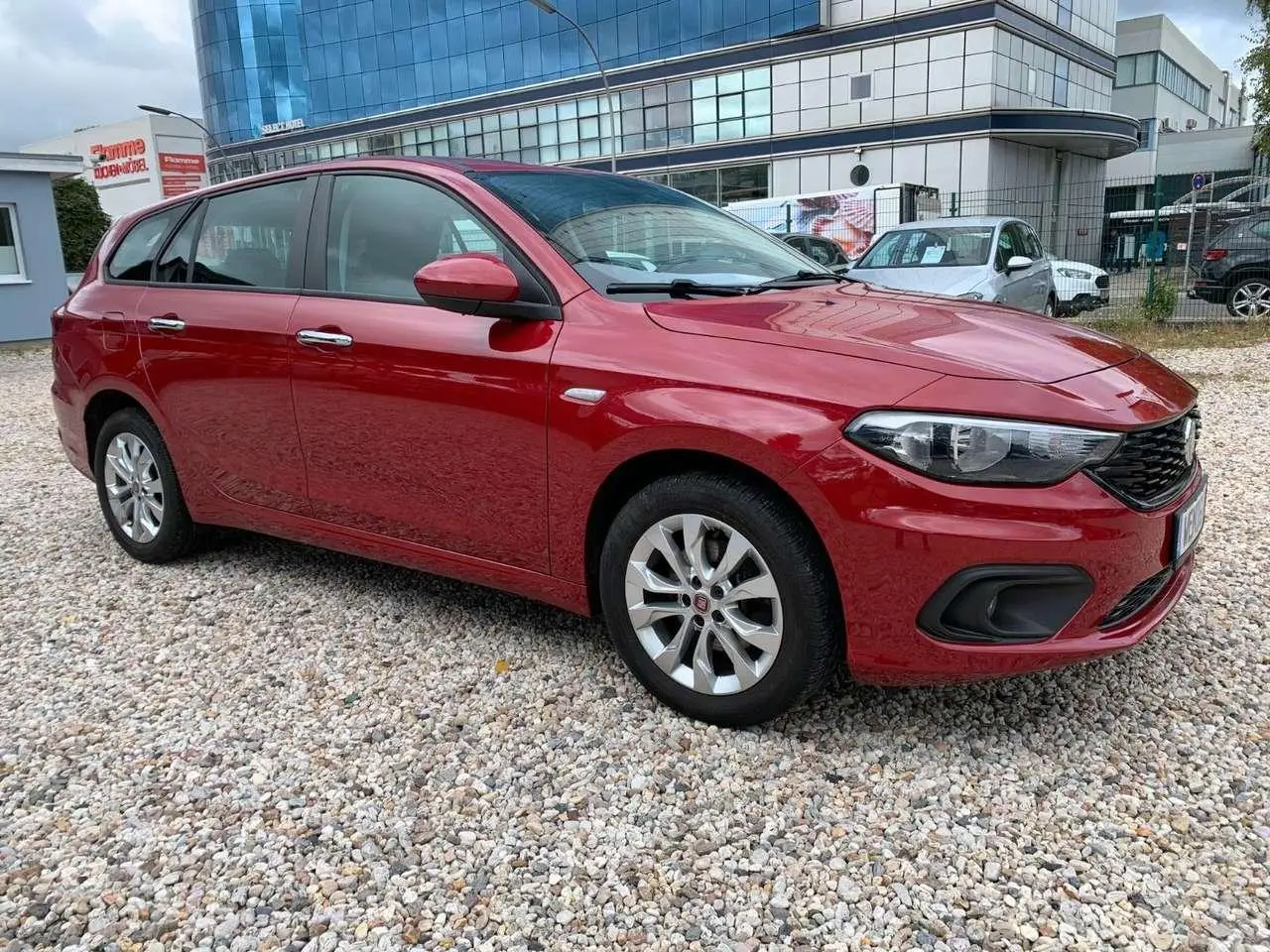 Photo 1 : Fiat Tipo 2019 Essence