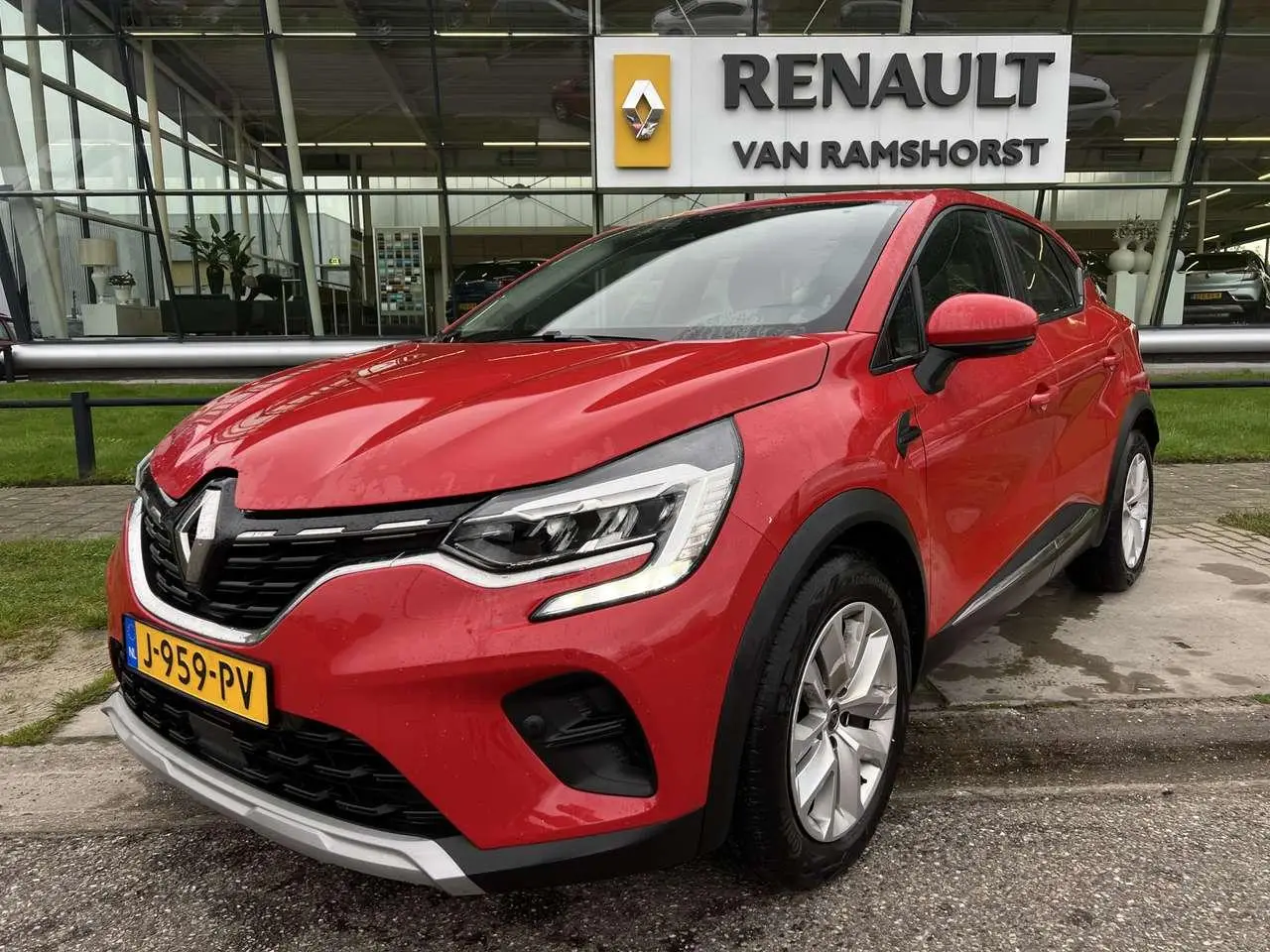 Photo 1 : Renault Captur 2020 Essence