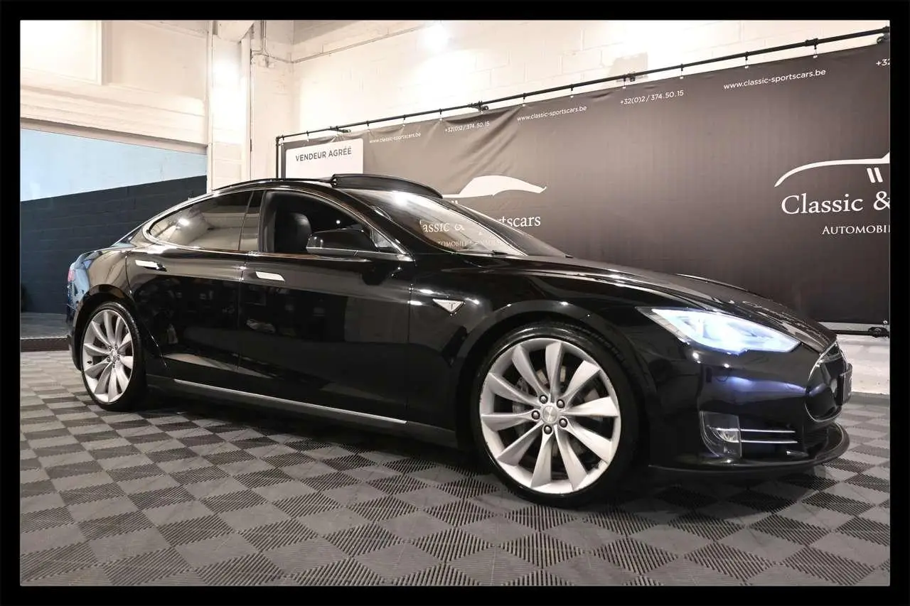 Photo 1 : Tesla Model S 2015 Electric