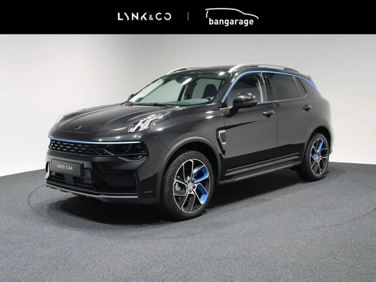 Photo 1 : Lynk & Co 01 2022 Hybrid