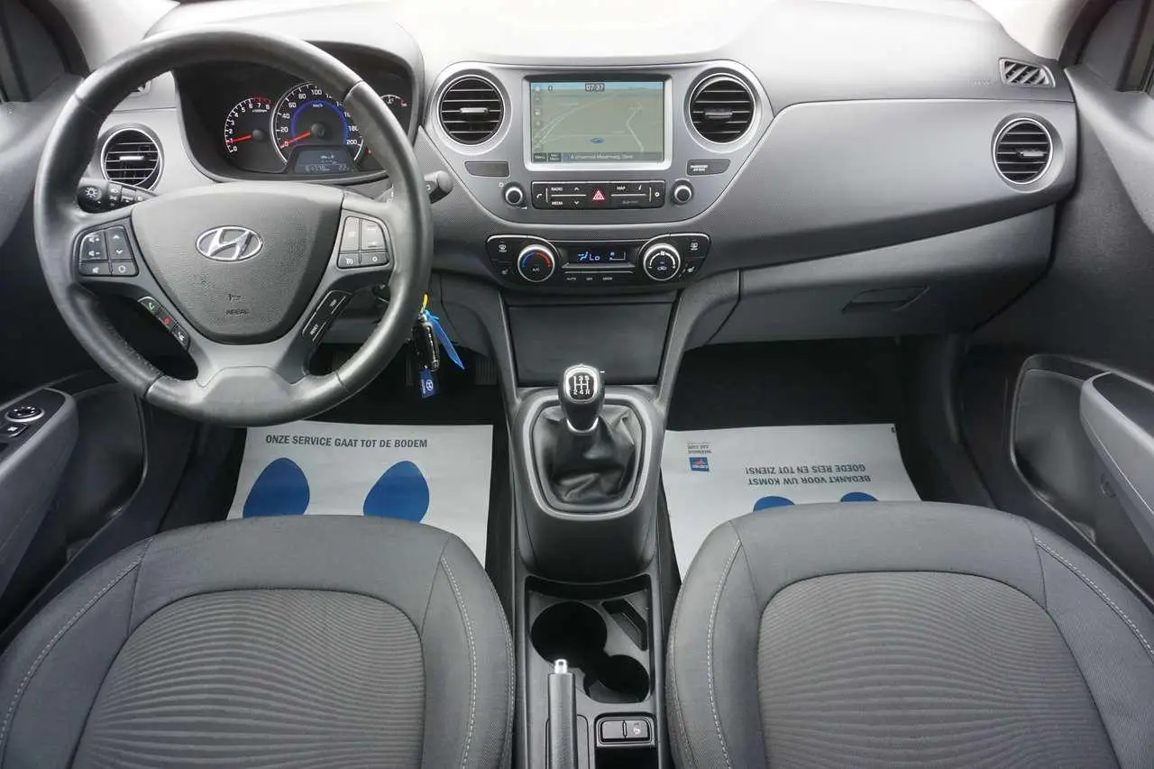 Photo 1 : Hyundai I10 2019 Essence