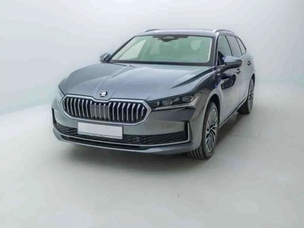 Photo 1 : Skoda Superb 2024 Hybride