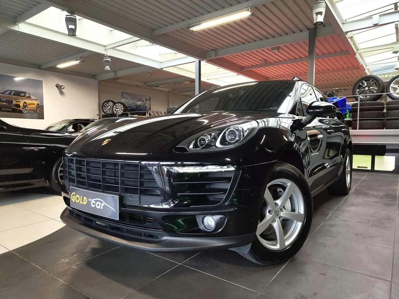 Photo 1 : Porsche Macan 2017 Essence