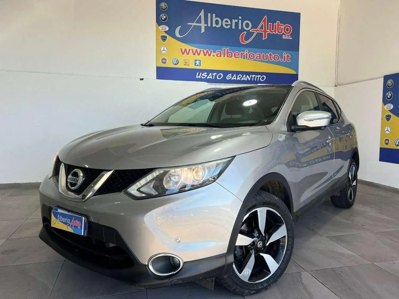 Photo 1 : Nissan Qashqai 2017 Diesel