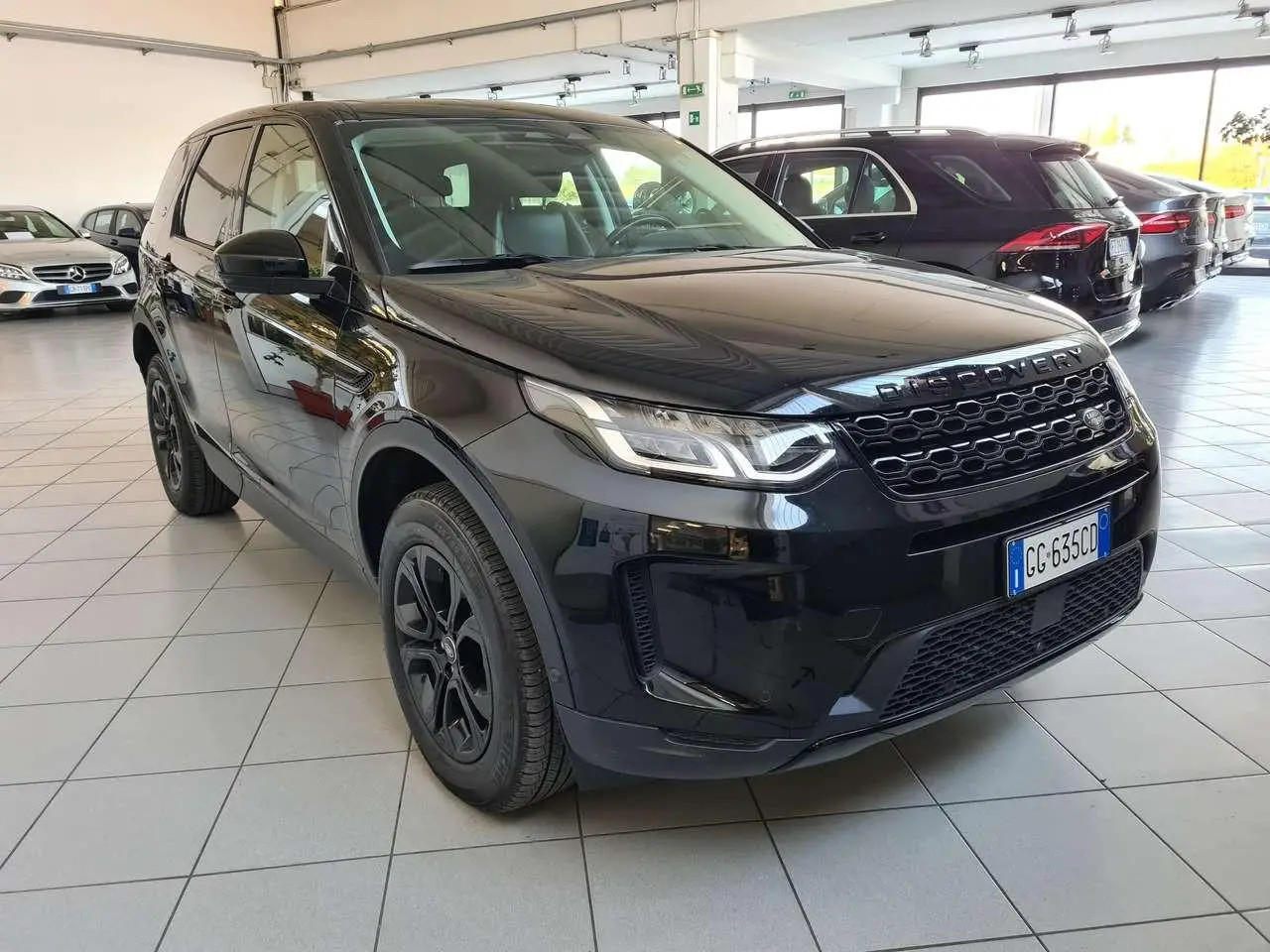 Photo 1 : Land Rover Discovery 2021 Hybride