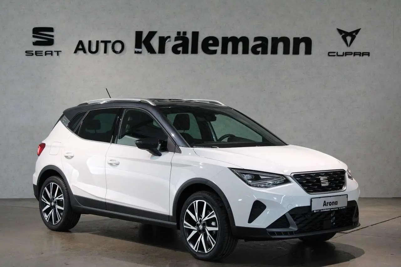 Photo 1 : Seat Arona 2024 Petrol