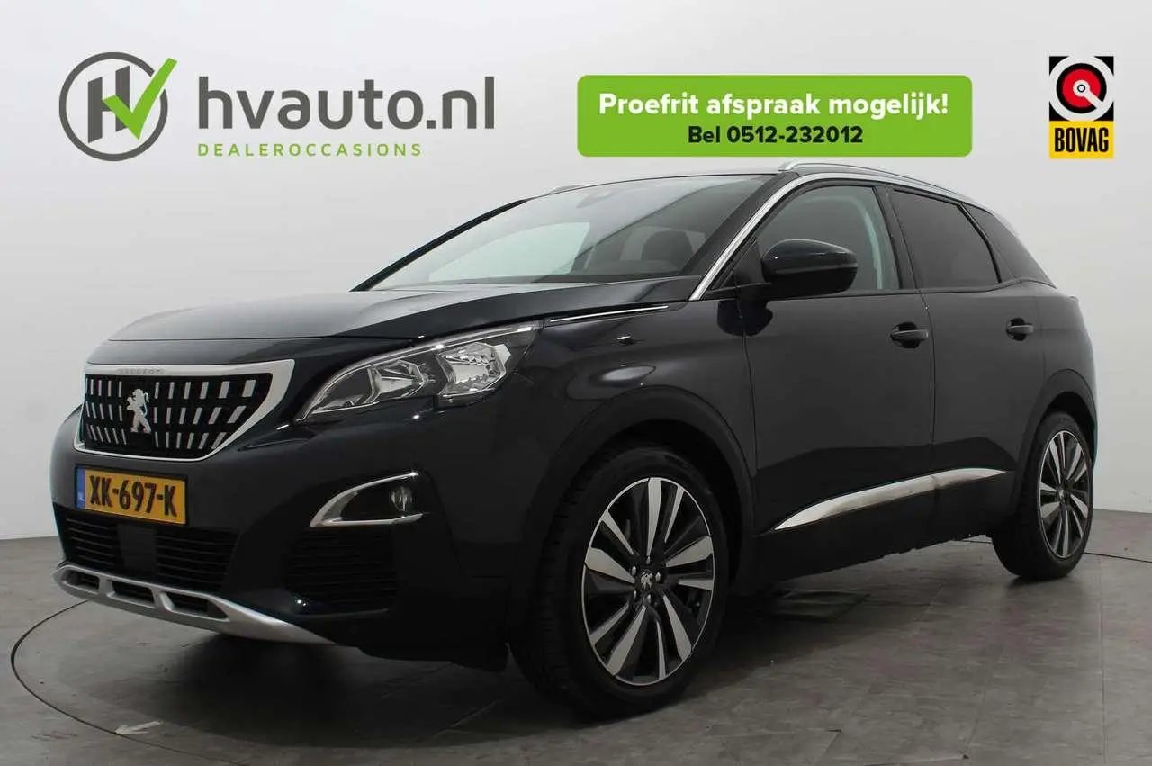 Photo 1 : Peugeot 3008 2019 Essence