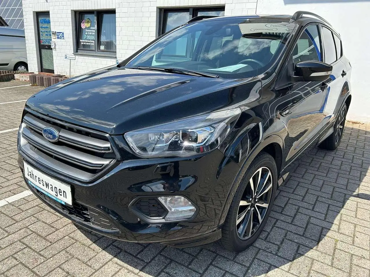 Photo 1 : Ford Kuga 2017 Petrol