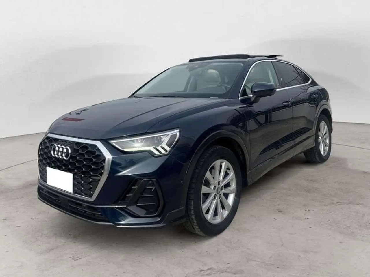 Photo 1 : Audi Q3 2020 Diesel