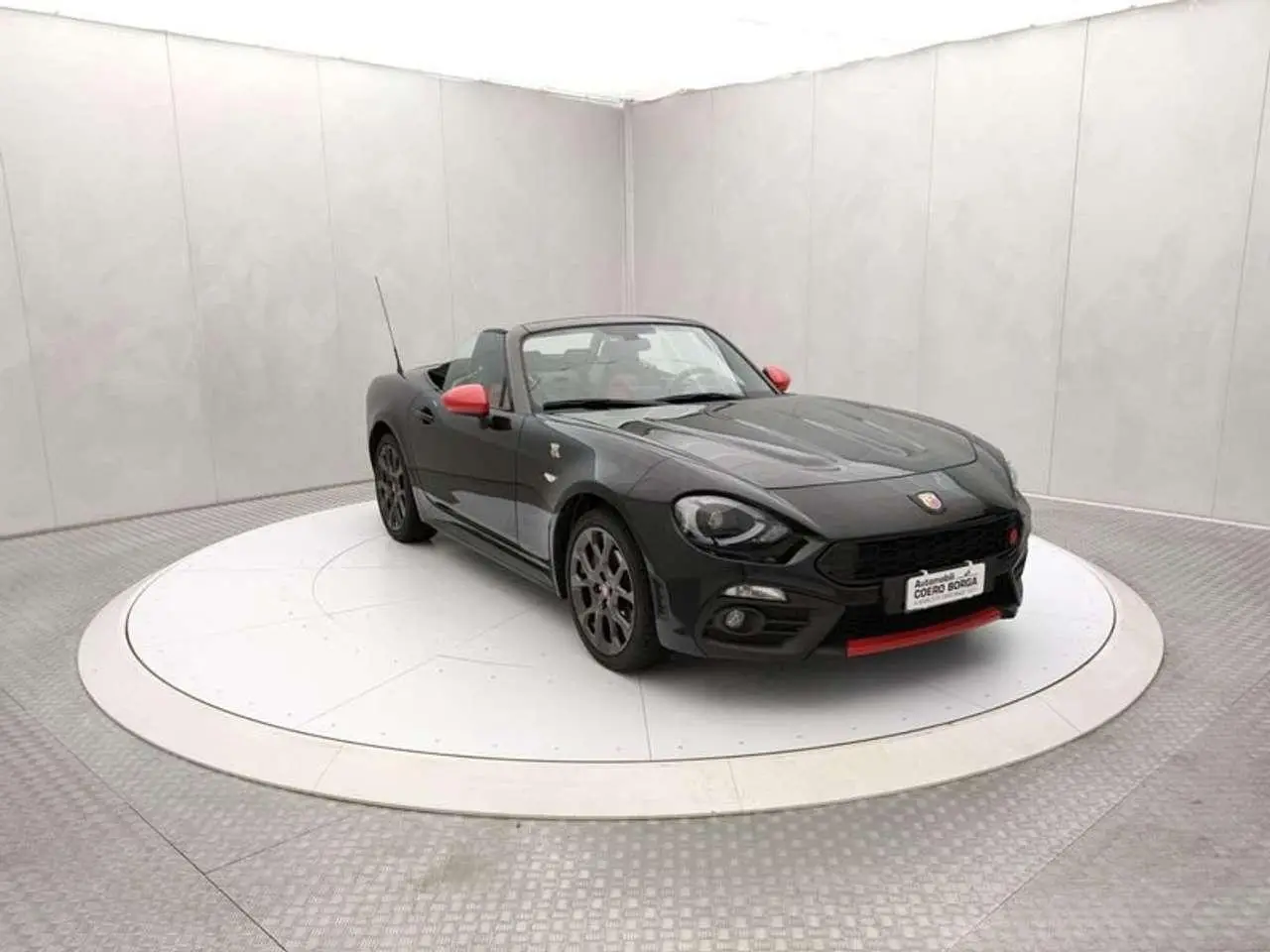 Photo 1 : Abarth 124 Spider 2017 Petrol