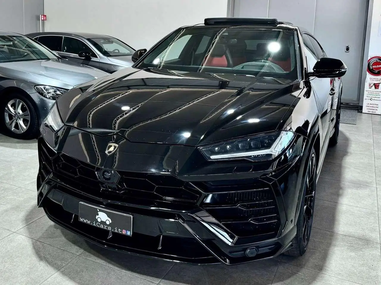 Photo 1 : Lamborghini Urus 2019 Essence