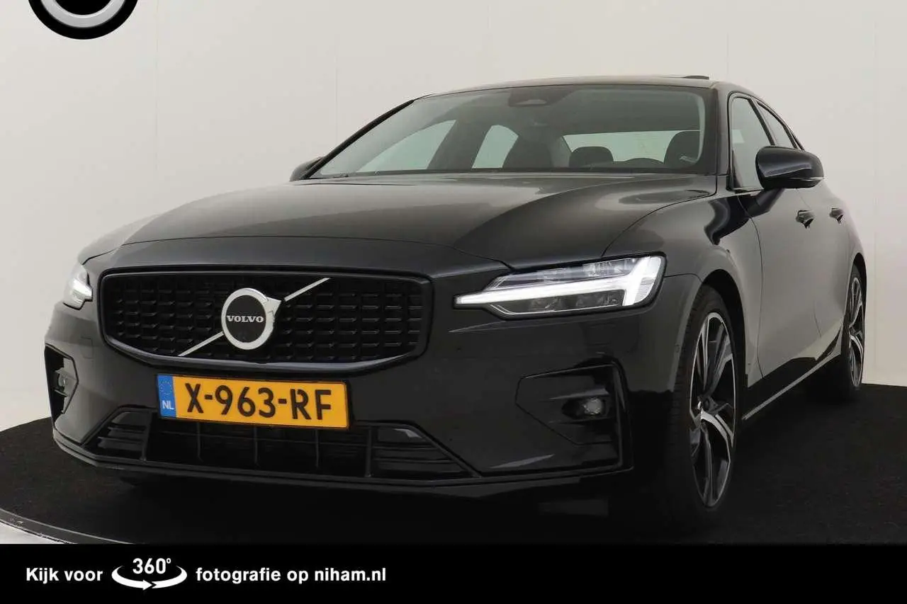 Photo 1 : Volvo S60 2024 Hybrid