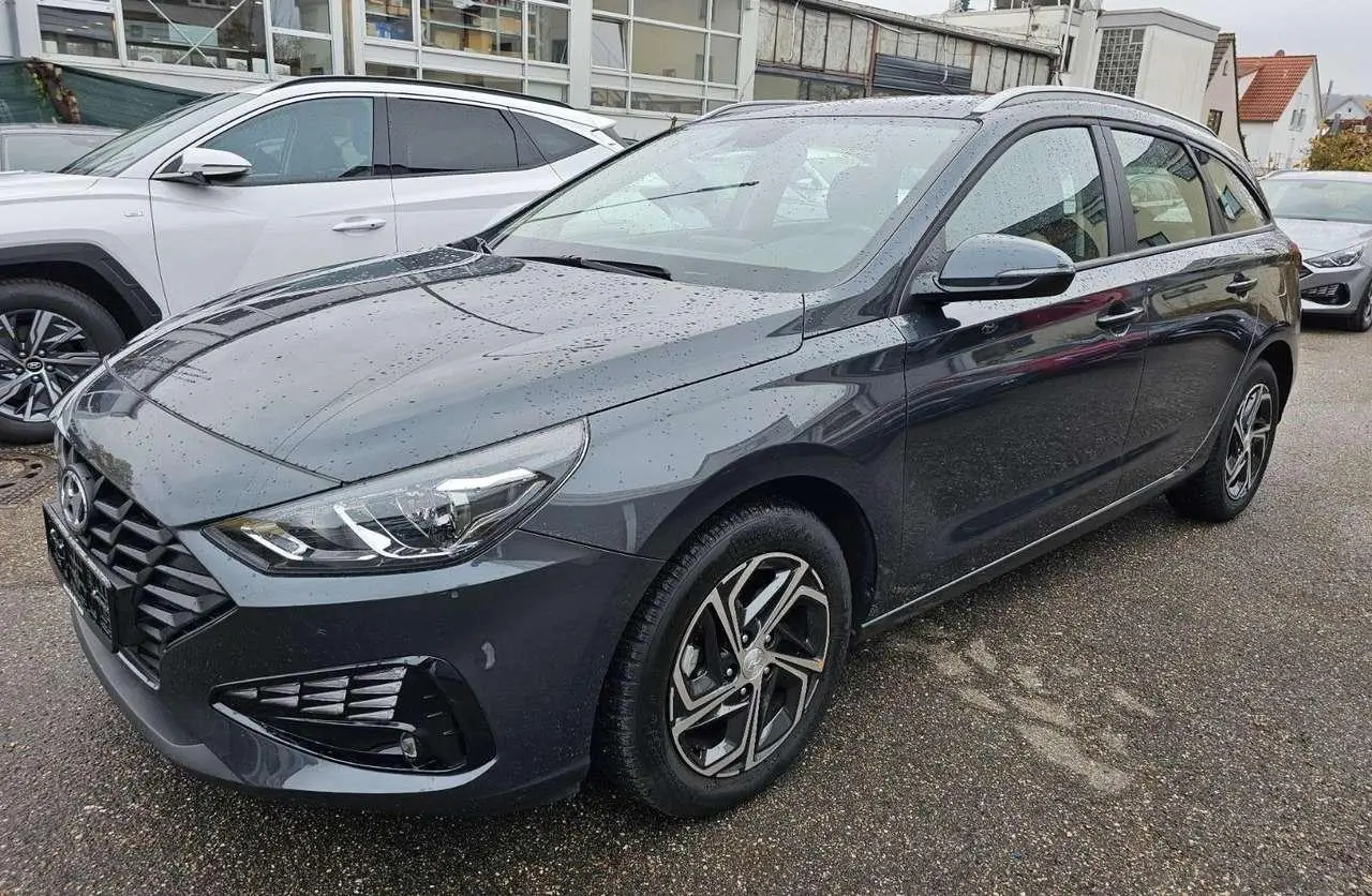 Photo 1 : Hyundai I30 2023 Petrol