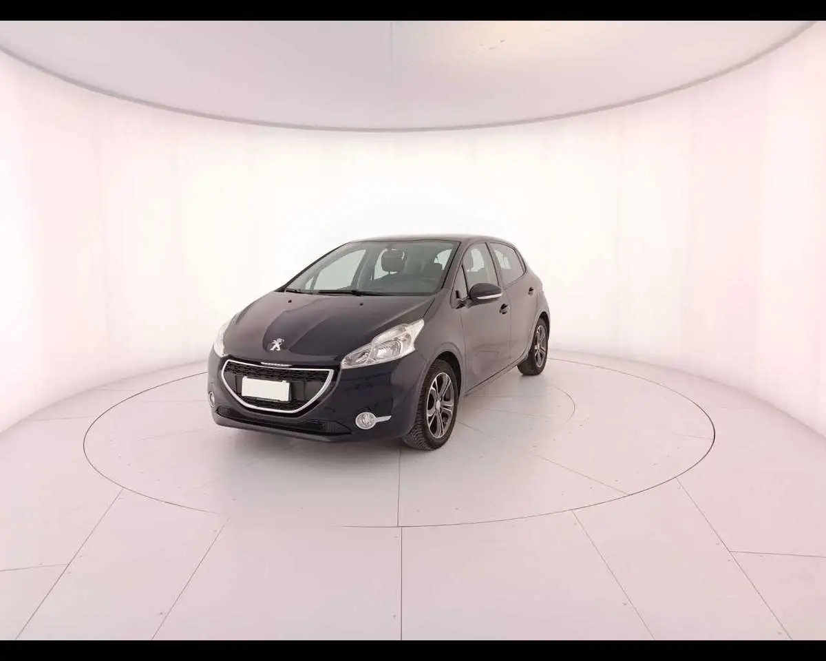 Photo 1 : Peugeot 208 2015 Diesel