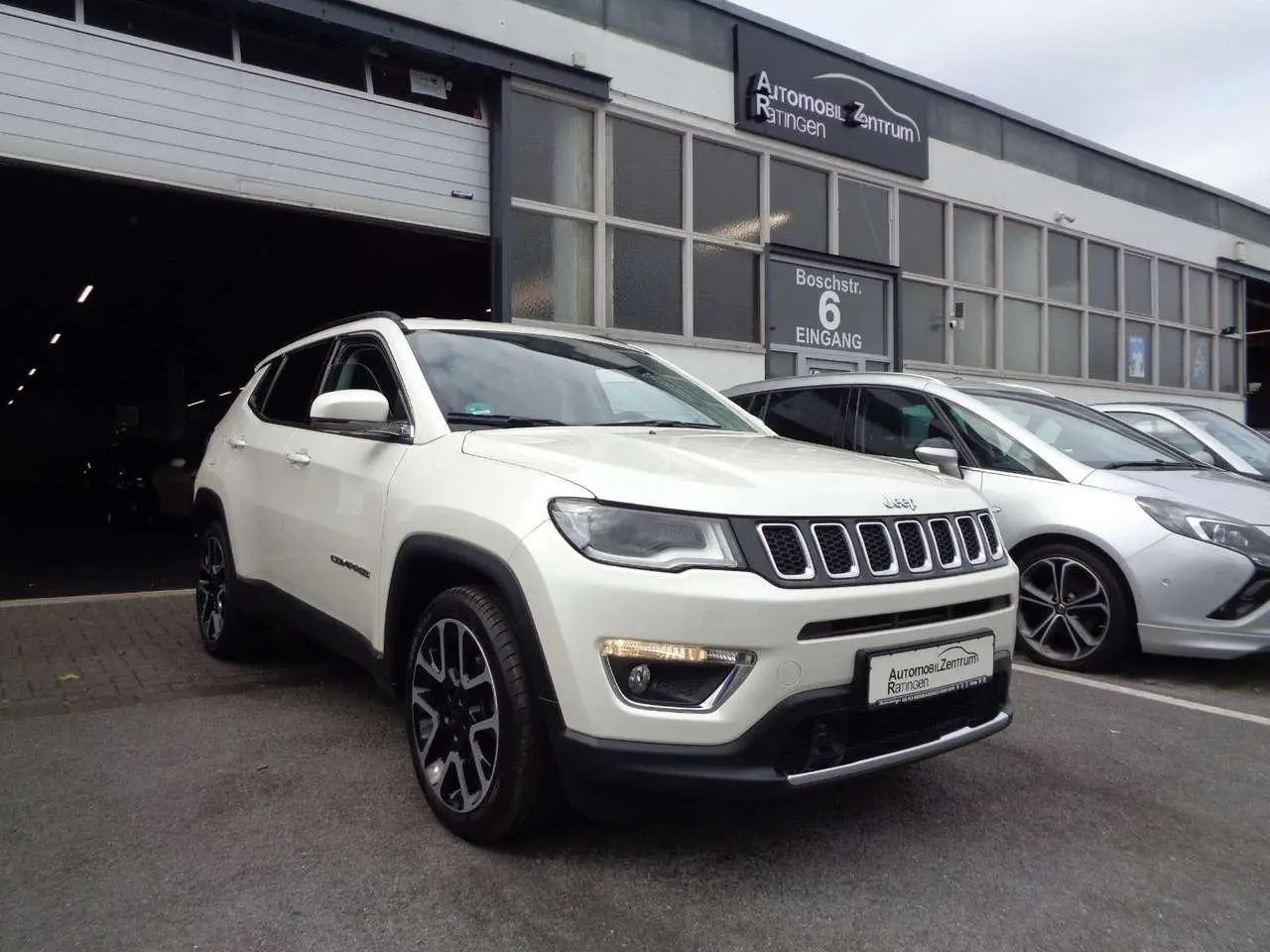 Photo 1 : Jeep Compass 2018 Petrol