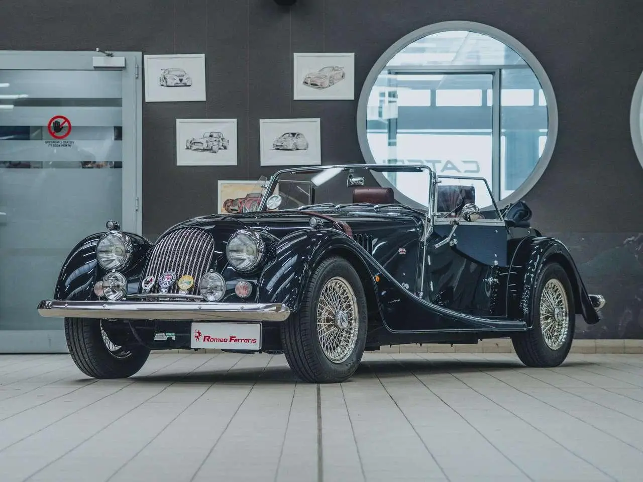 Photo 1 : Morgan Plus 4 2014 Petrol