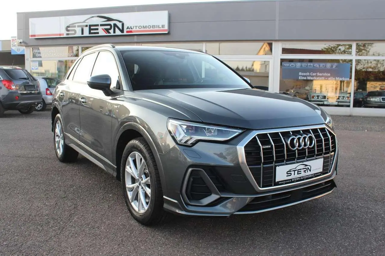 Photo 1 : Audi Q3 2019 Diesel