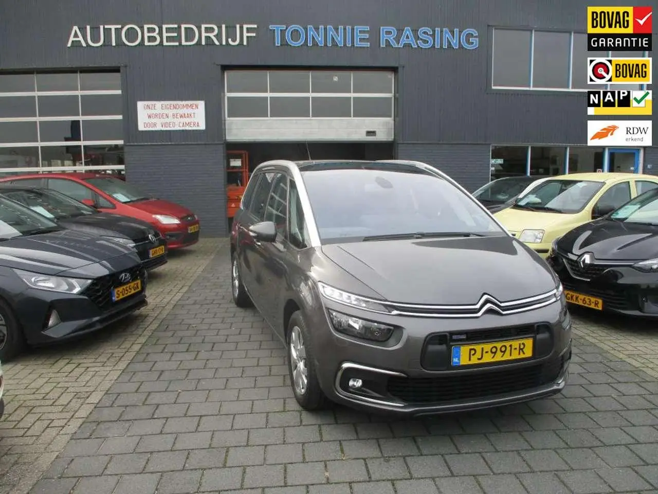 Photo 1 : Citroen C4 2017 Essence