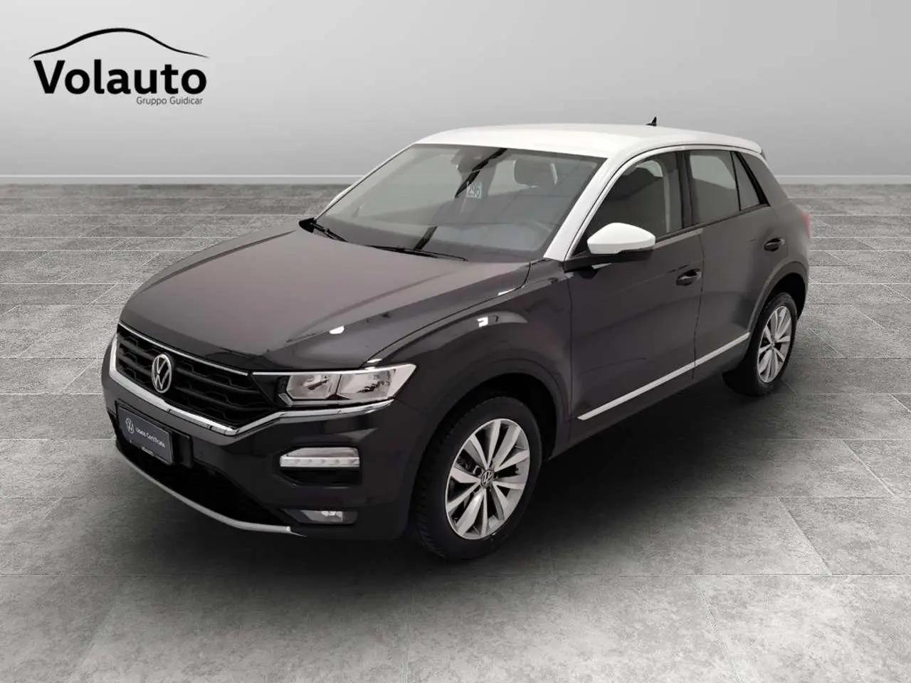 Photo 1 : Volkswagen T-roc 2021 Essence