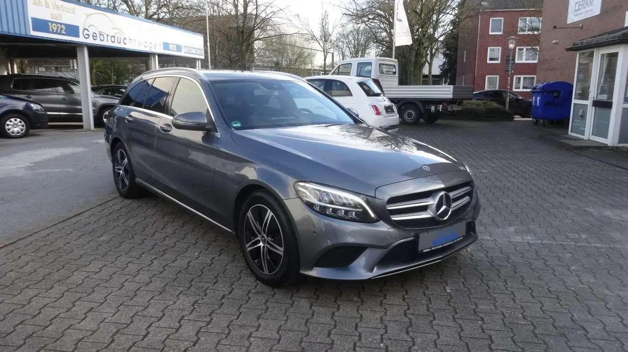 Photo 1 : Mercedes-benz Classe C 2019 Petrol