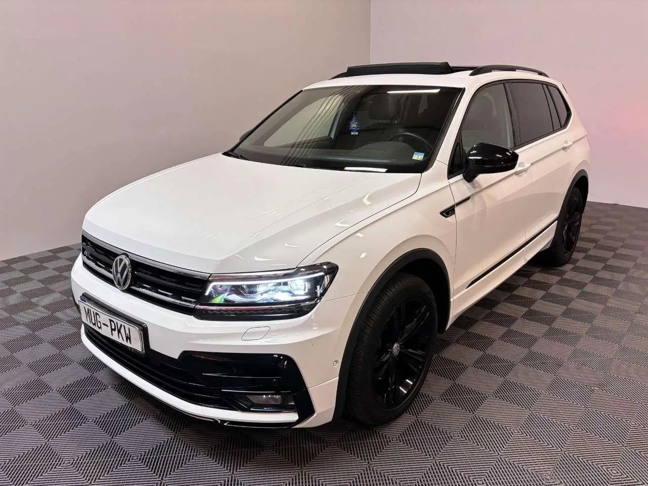 Photo 1 : Volkswagen Tiguan 2019 Diesel