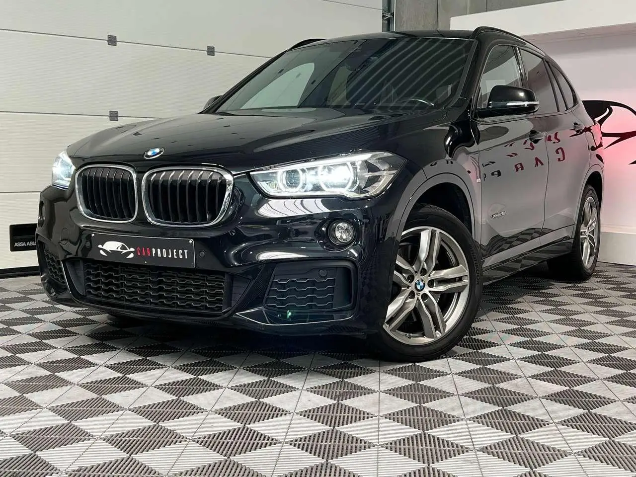 Photo 1 : Bmw X1 2018 Petrol