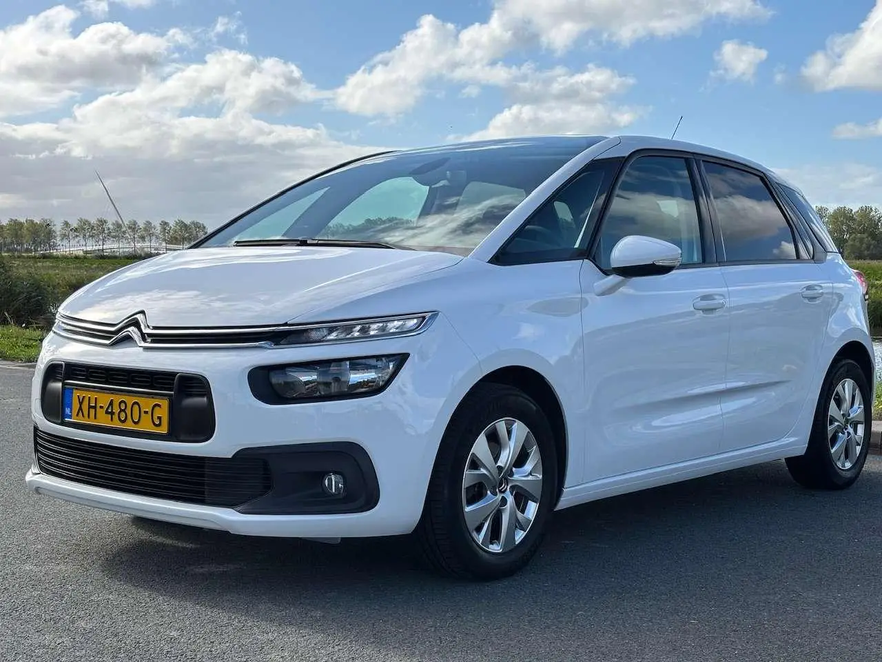 Photo 1 : Citroen C4 2019 Essence