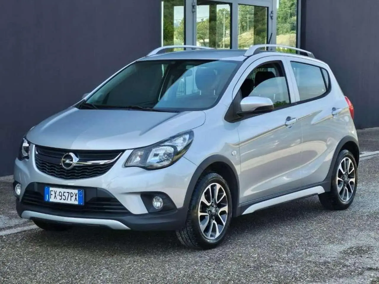 Photo 1 : Opel Karl 2019 Essence