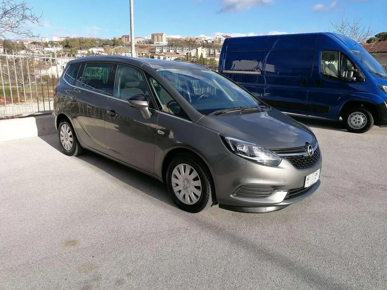 Photo 1 : Opel Zafira 2017 Diesel