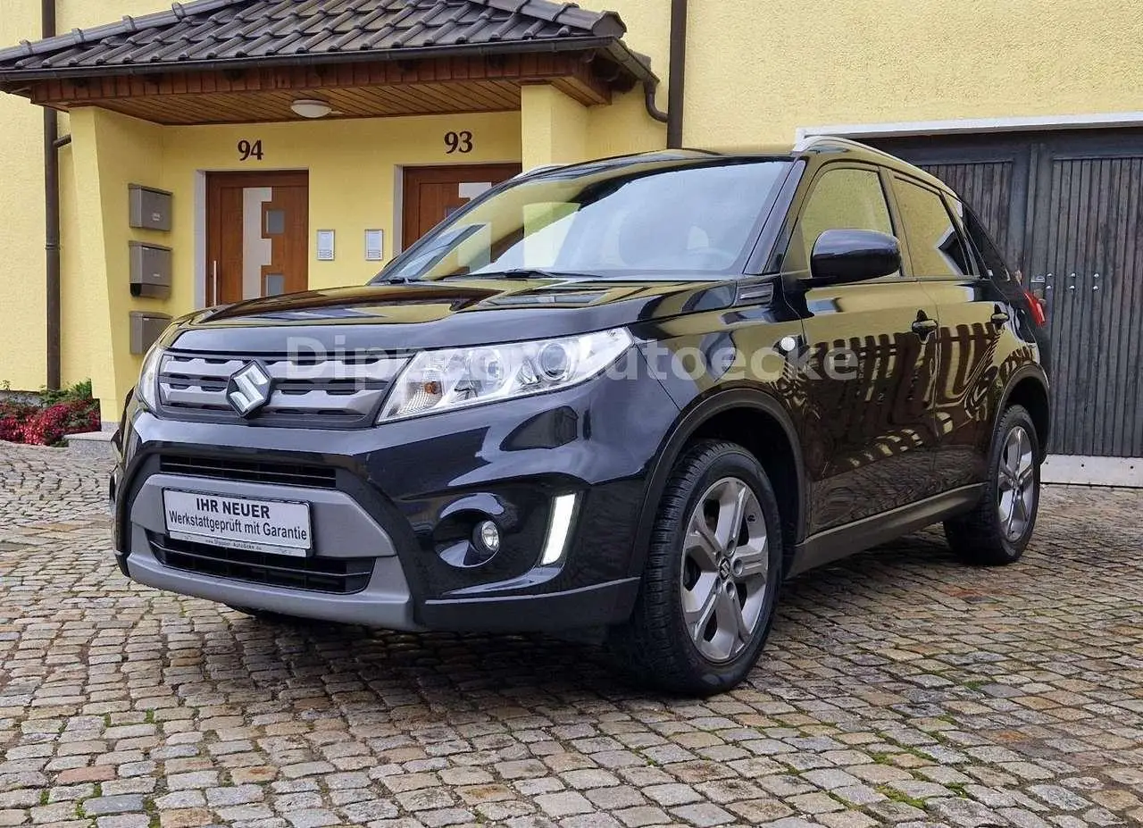 Photo 1 : Suzuki Vitara 2017 Petrol