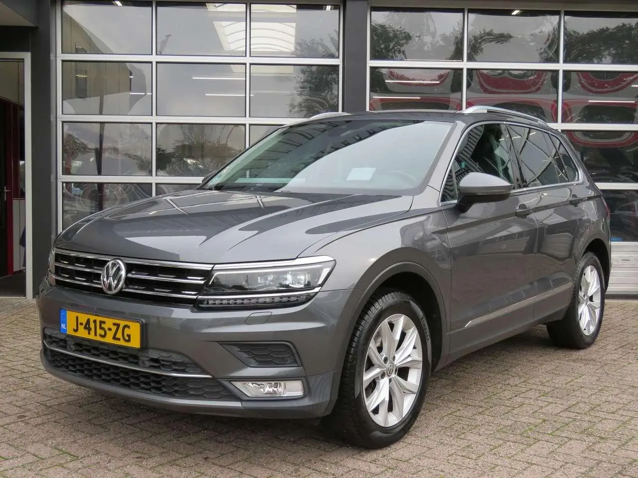 Photo 1 : Volkswagen Tiguan 2017 Petrol