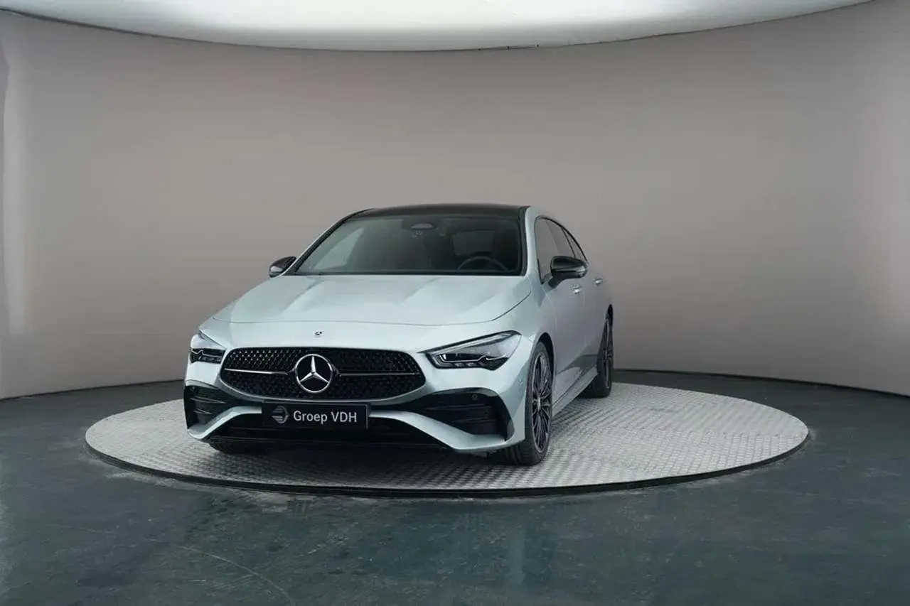 Photo 1 : Mercedes-benz Classe Cla 2024 Essence