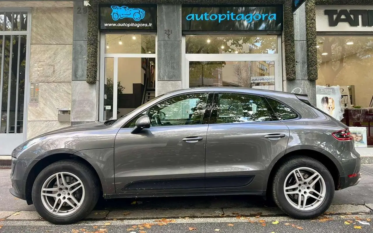 Photo 1 : Porsche Macan 2018 Petrol