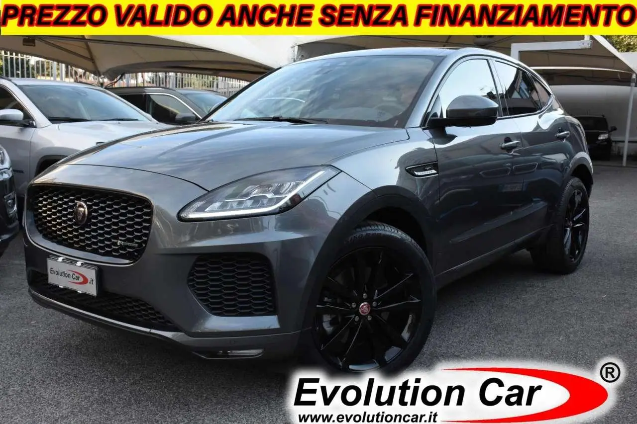 Photo 1 : Jaguar E-pace 2020 Essence