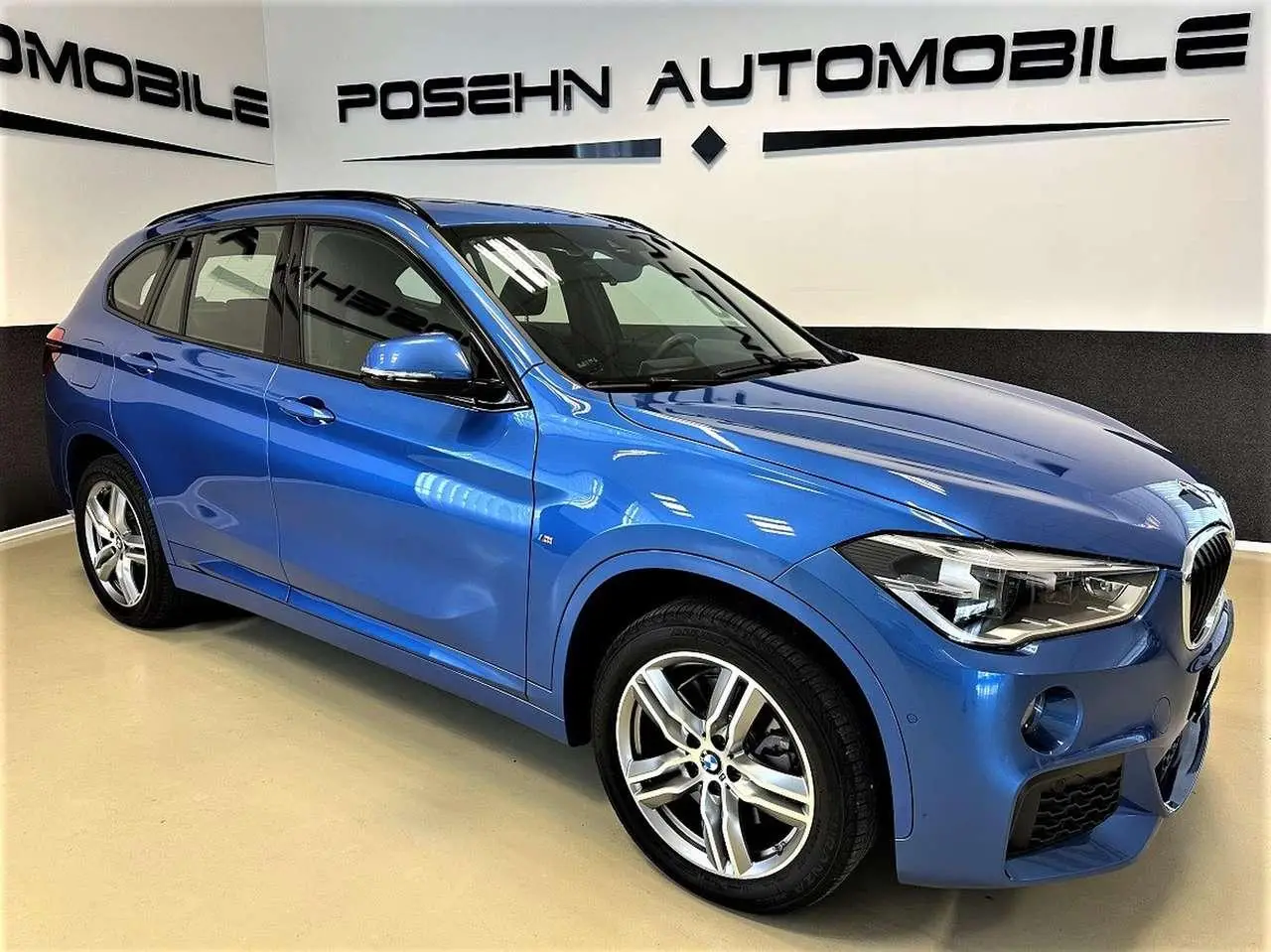 Photo 1 : Bmw X1 2017 Petrol