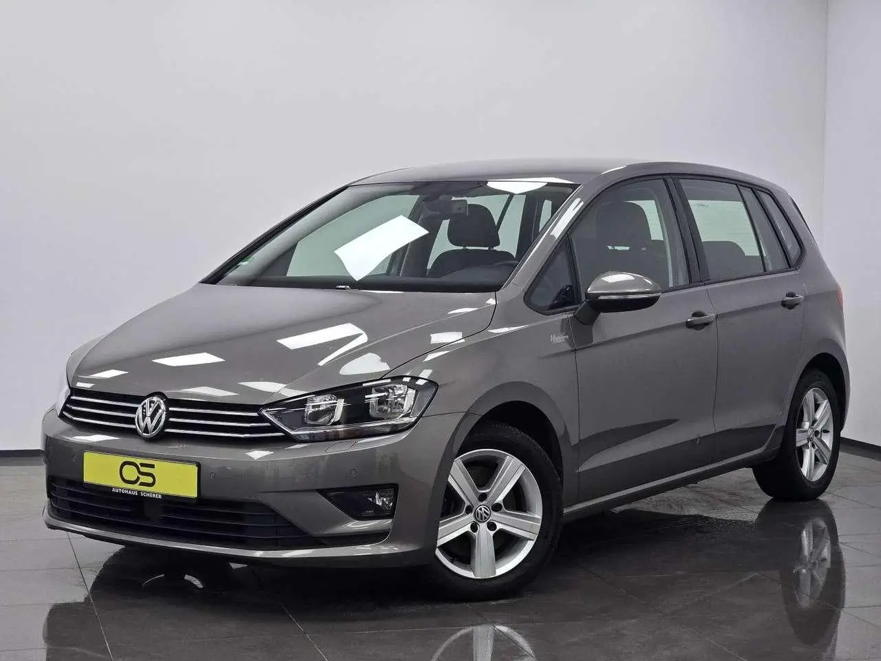 Photo 1 : Volkswagen Golf 2014 Petrol