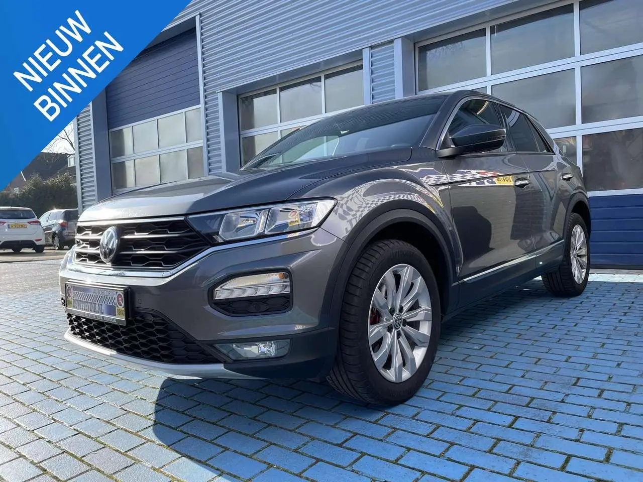 Photo 1 : Volkswagen T-roc 2019 Petrol