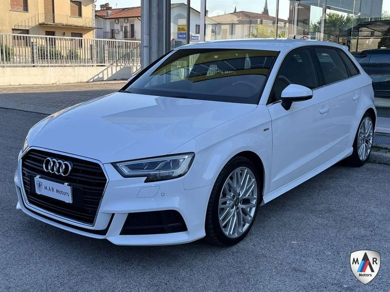 Photo 1 : Audi A3 2018 Diesel