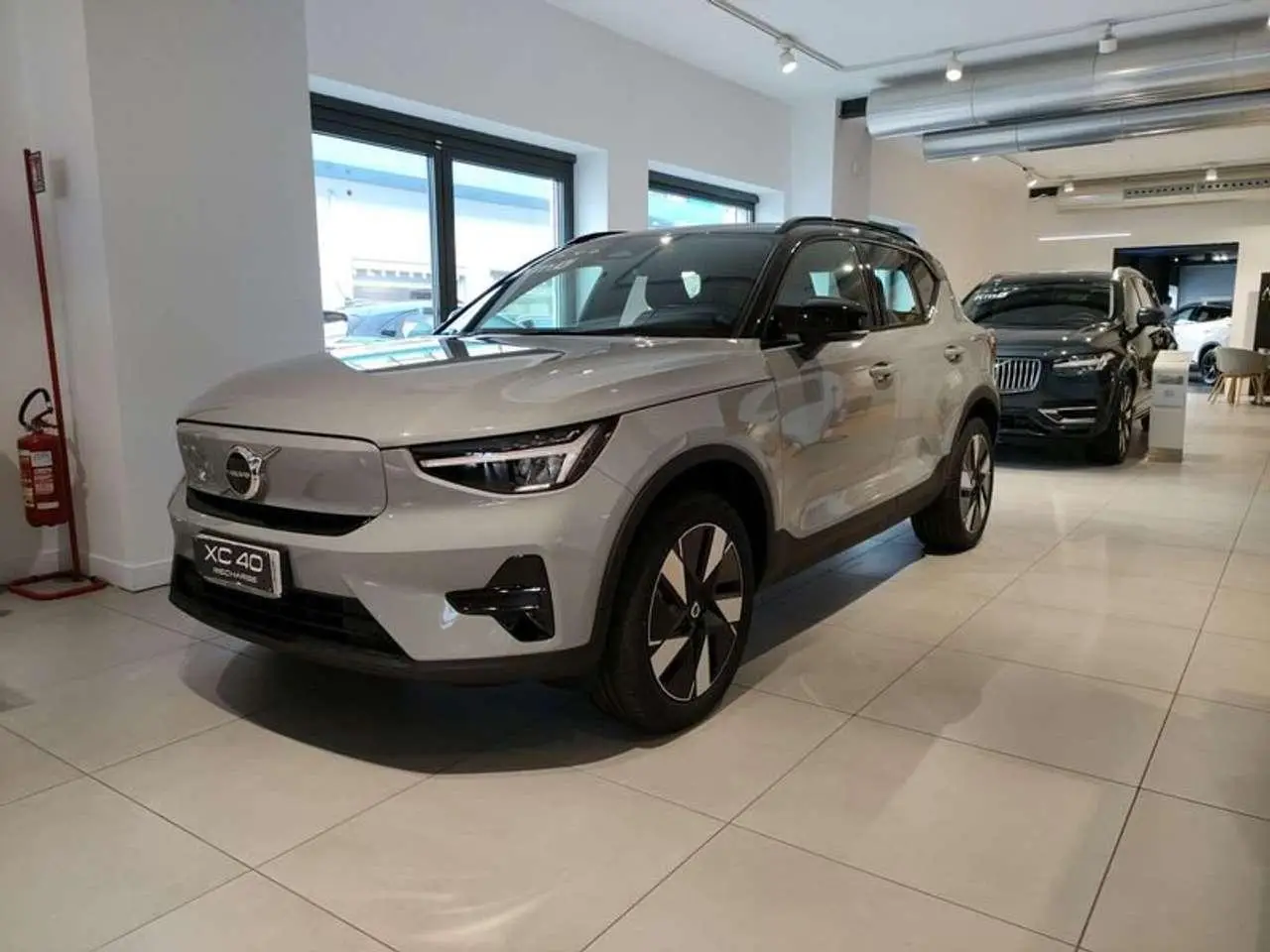 Photo 1 : Volvo Xc40 2024 Électrique