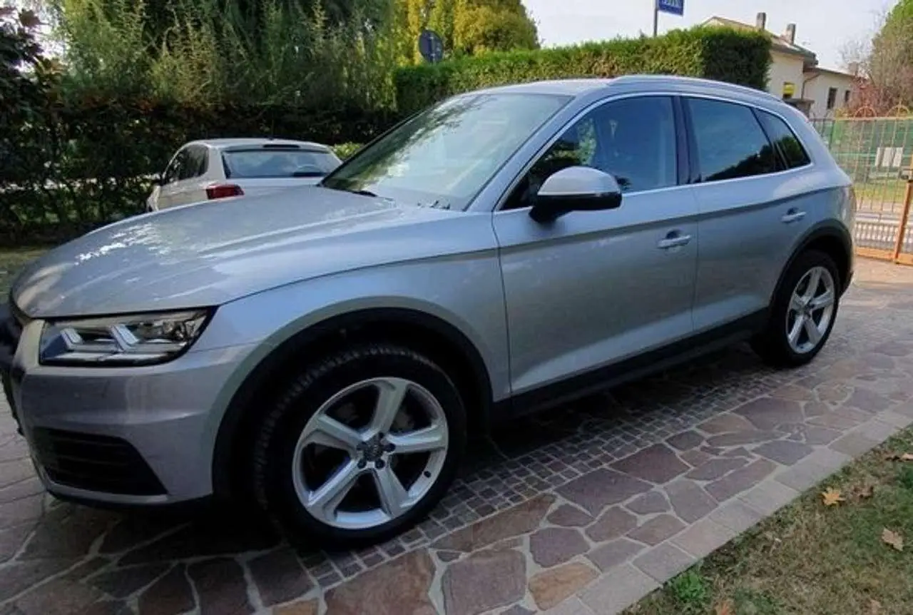 Photo 1 : Audi Q5 2018 Diesel