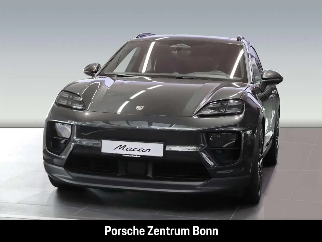 Photo 1 : Porsche Macan 2024 Électrique