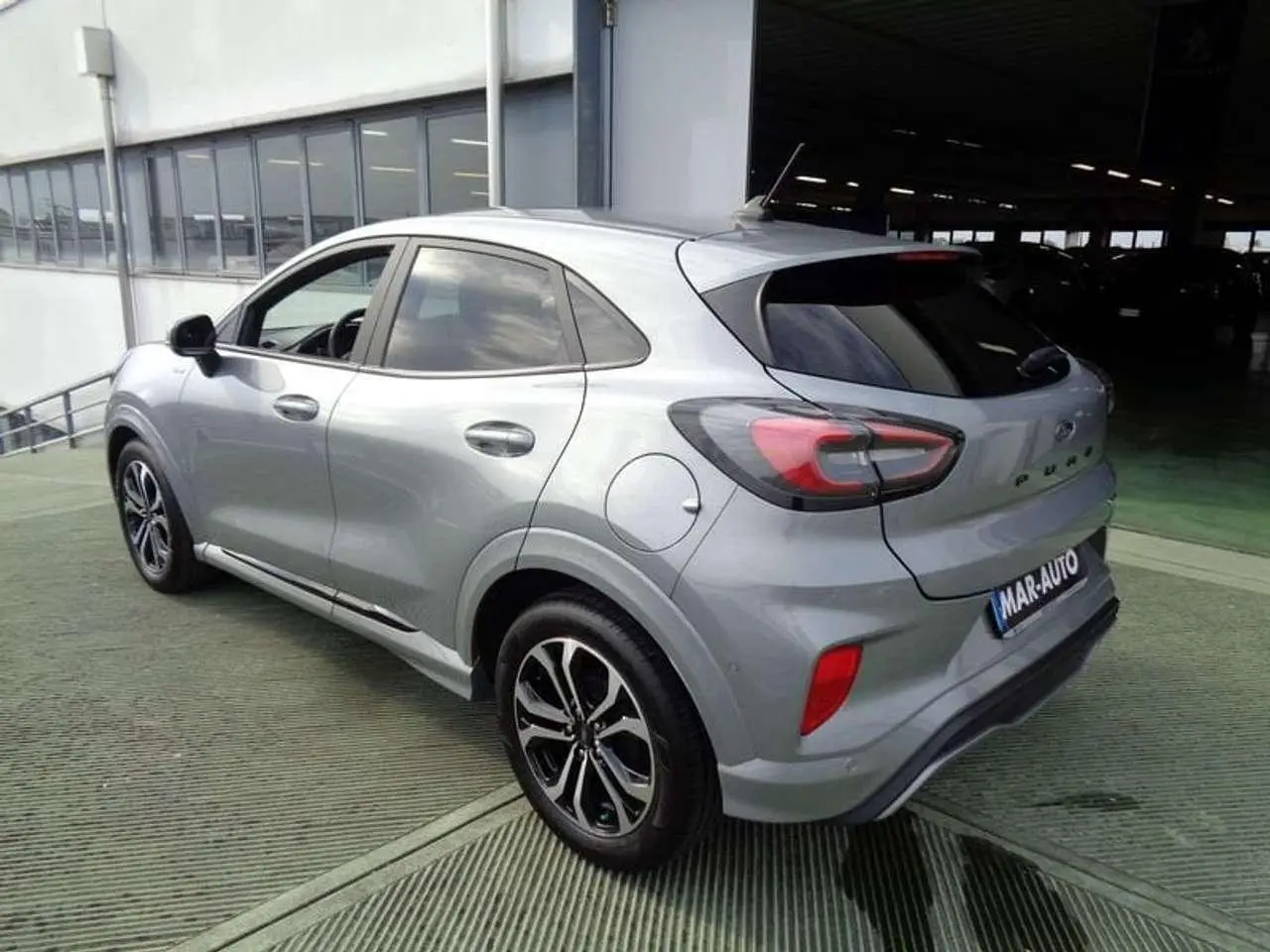 Photo 1 : Ford Puma 2022 Hybrid