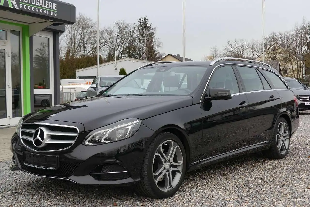 Photo 1 : Mercedes-benz Classe E 2015 Petrol