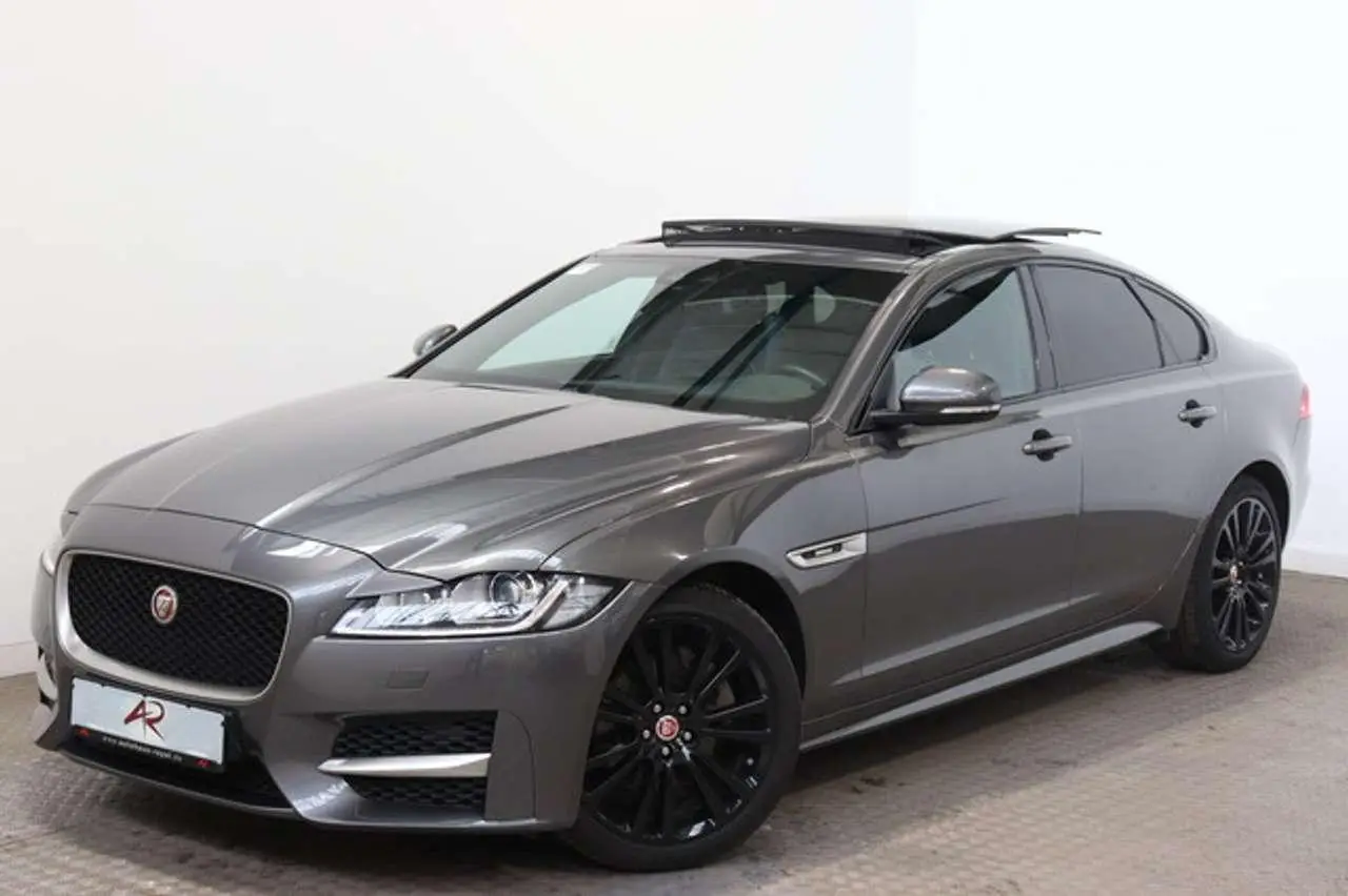 Photo 1 : Jaguar Xf 2017 Diesel