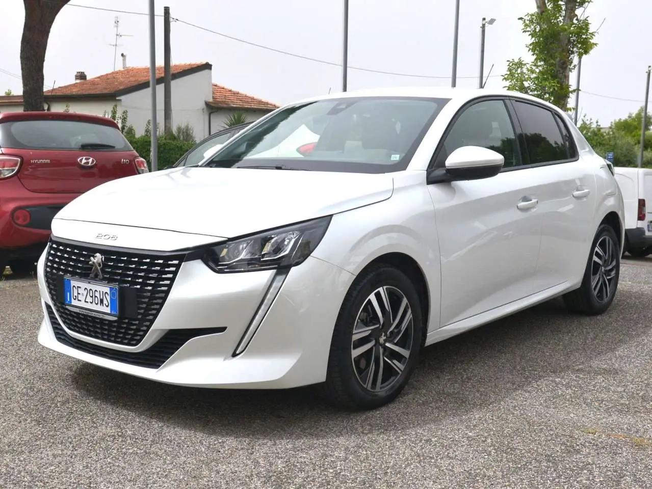 Photo 1 : Peugeot 208 2021 Essence