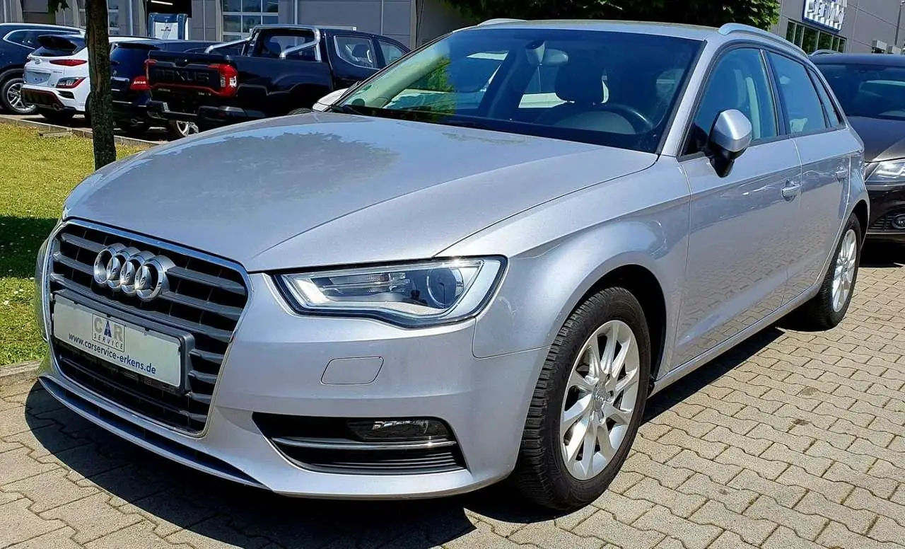 Photo 1 : Audi A3 2015 Petrol