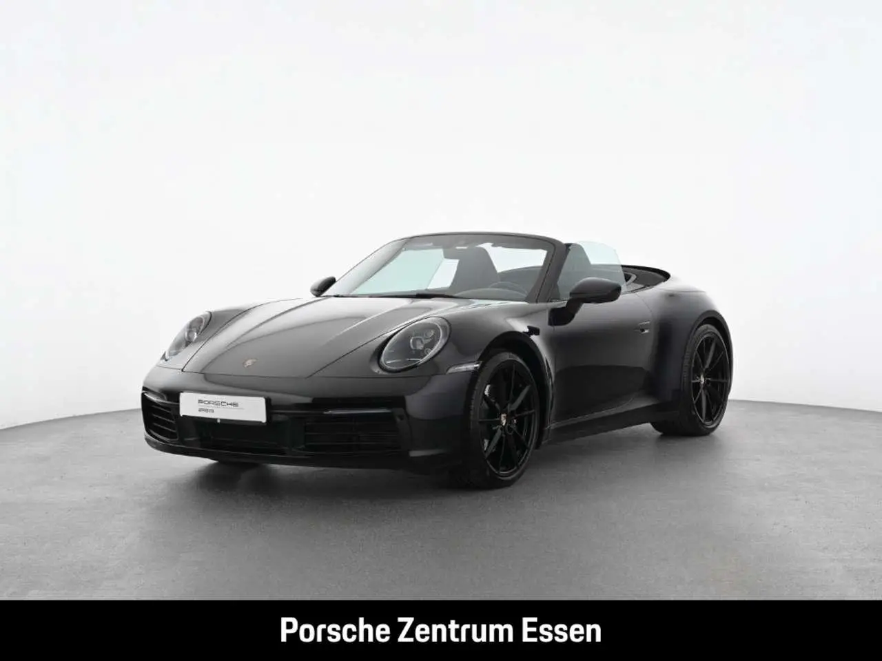 Photo 1 : Porsche 992 2021 Essence