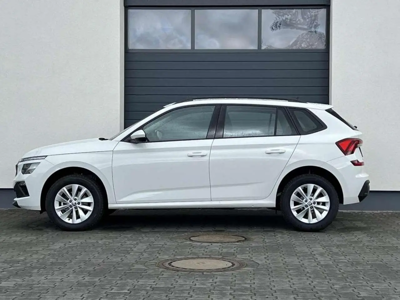 Photo 1 : Skoda Kamiq 2024 Petrol